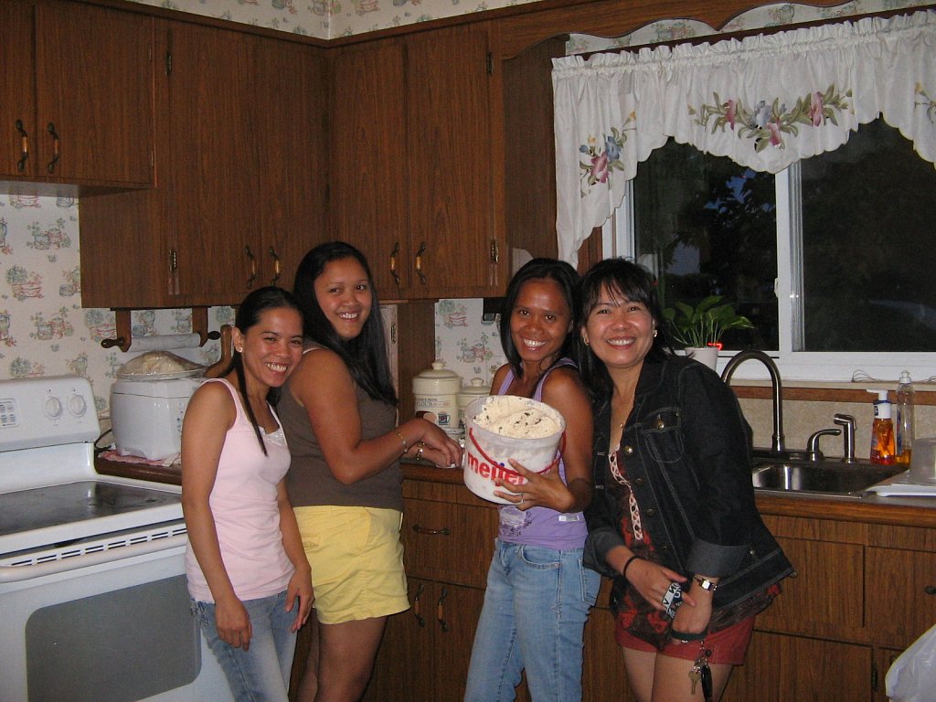 elsas-friends-41.jpg