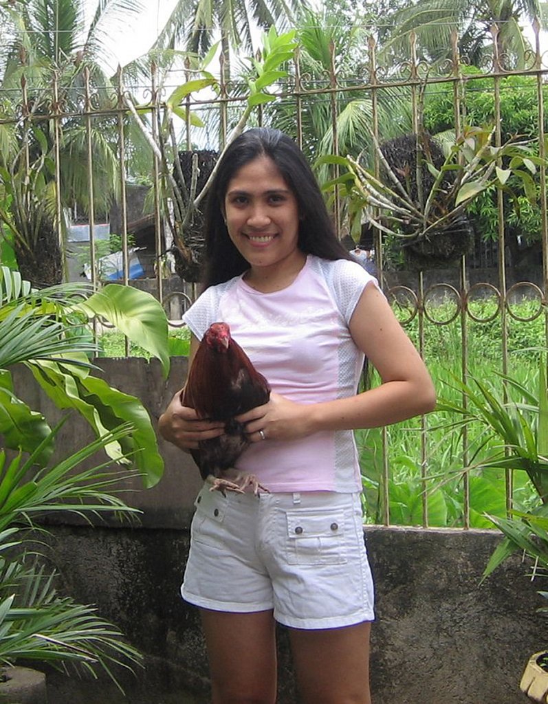elsawithroosterb.jpg